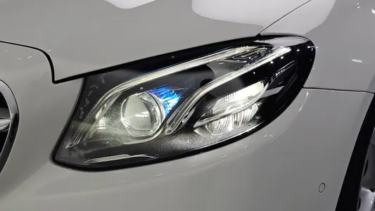 Mercedes-Benz E-Class W213 E220d 4MATIC 2017 22
