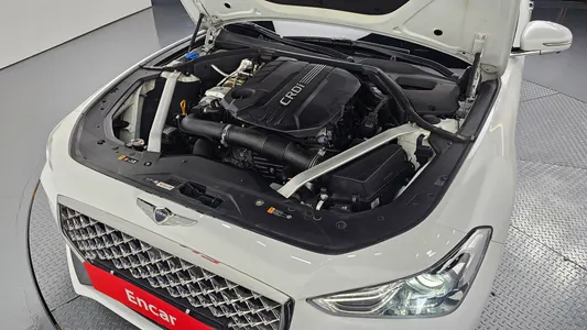Genesis G70 2.2D 2019 6