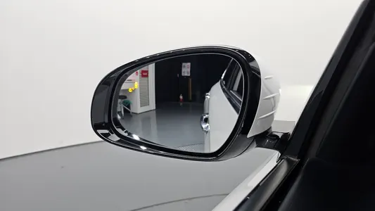 Genesis G70 2.2D 2019 36