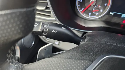 Genesis G70 2.2D 2019 29