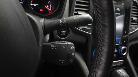 Renault Korea SM6 2.0 LPe SE () 2018 18