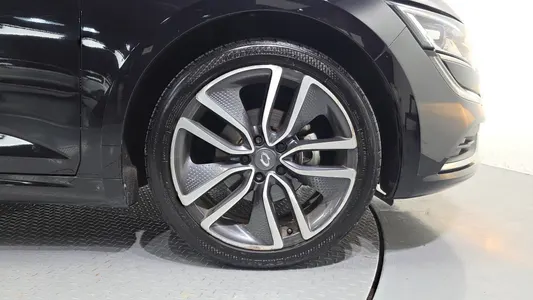 Renault Korea SM6 2.0 LPe SE () 2018 21