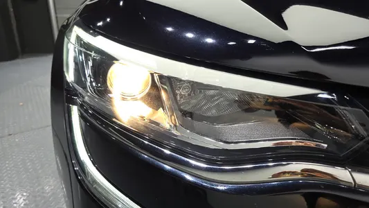 Renault Korea SM6 2.0 LPe SE () 2018 22