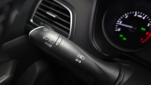 Renault Korea SM6 2.0 LPe SE () 2018 28