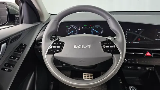 Kia 디 니로 2022 13