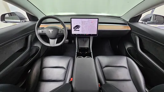 Tesla 3 RWD 2020 7