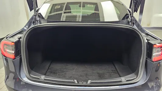 Tesla 3 RWD 2020 20