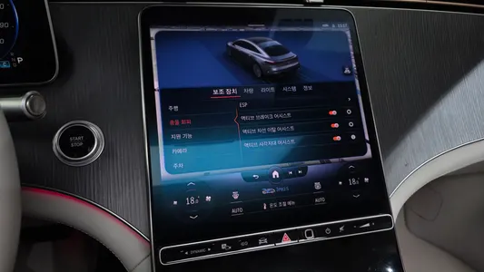 Mercedes-Benz EQS V297 EQS450+ 2022 16