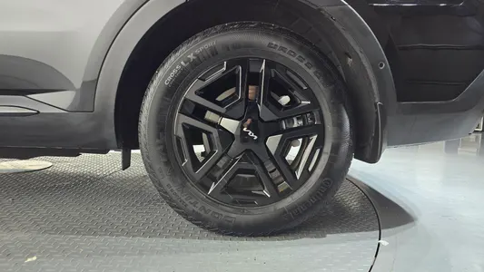 Kia 4 HEV 1.6 2WD 2024 21