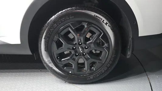 Kia 4 HEV 1.6 2WD 2025 5