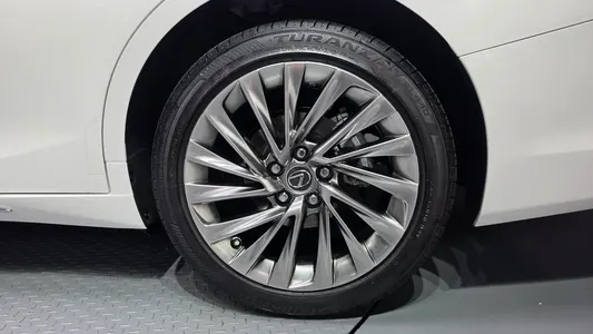 Lexus ES300h 7 2026 21