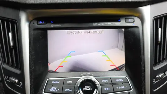 Hyundai YF LPI 2010 15