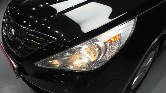 Hyundai YF LPI 2010 22