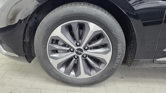 Kia K8 2022 5