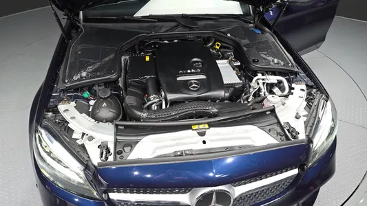 Mercedes-Benz C-Class W205 C300e 4MATIC AMG Line 2020 6