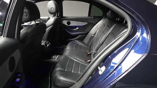 Mercedes-Benz C-Class W205 C300e 4MATIC AMG Line 2020 27