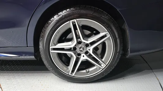 Mercedes-Benz C-Class W205 C300e 4MATIC AMG Line 2020 22