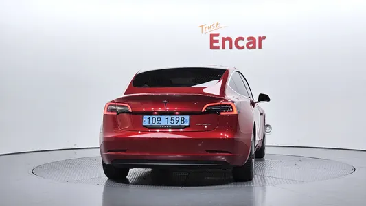 Tesla 3 AWD 2020 4