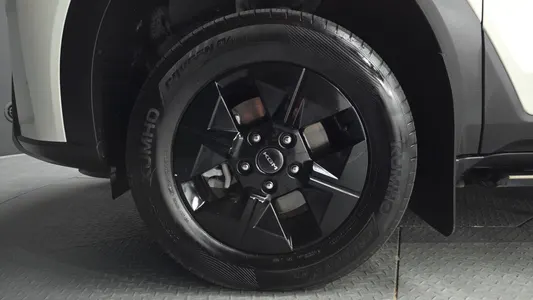KG Mobility EV (O100) AWD 2025 5