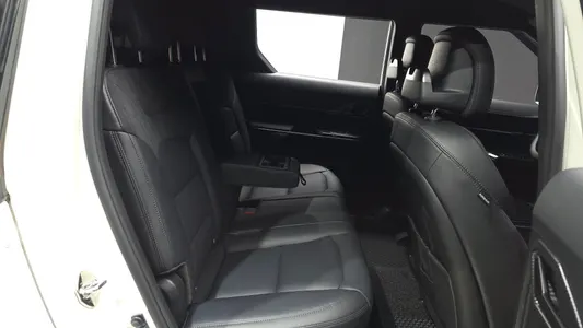 KG Mobility EV (O100) AWD 2025 12