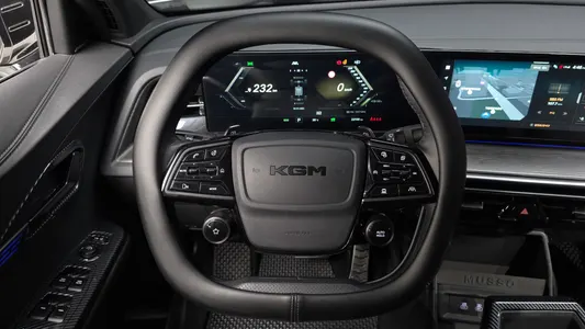 KG Mobility EV (O100) AWD 2025 13
