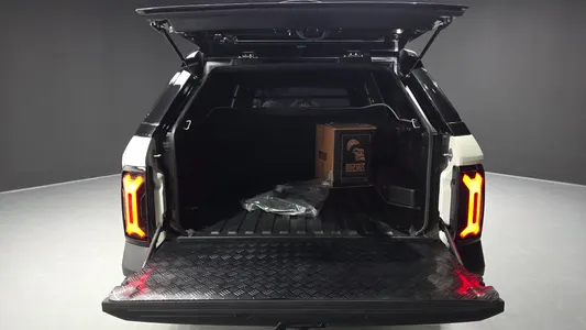 KG Mobility EV (O100) AWD 2025 20