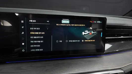 KG Mobility EV (O100) AWD 2025 16