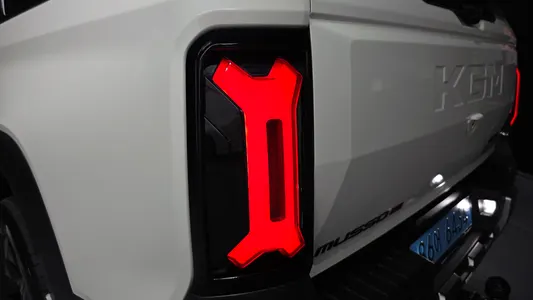 KG Mobility EV (O100) AWD 2025 23