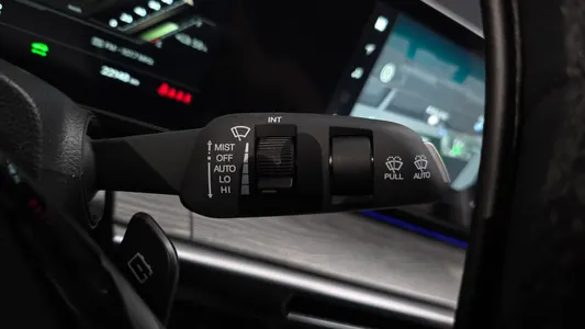 KG Mobility EV (O100) AWD 2025 30