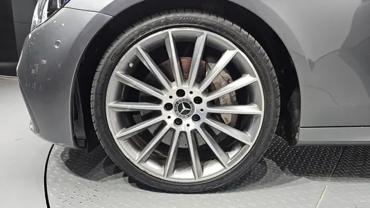 Mercedes-Benz E-Class W213 E350 4MATIC AMG Line 2020 5
