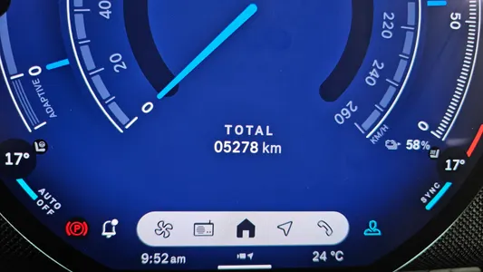 MINI 4 JCW 2025 8