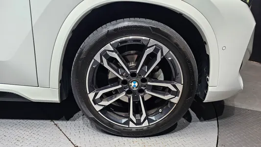 BMW X1 (U11) xDrive 20i M 2024 21
