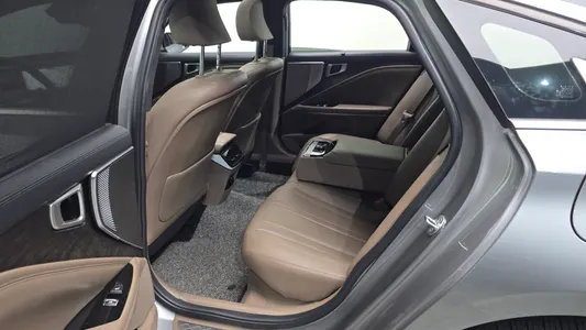 Kia K8 2022 11