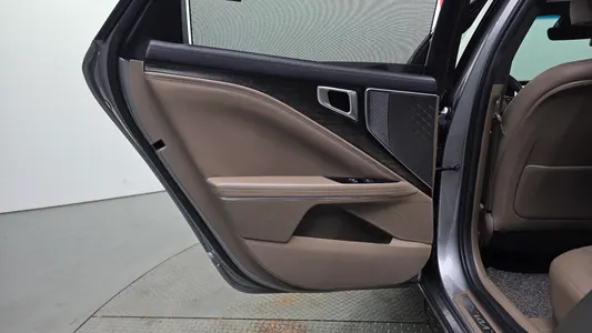 Kia K8 2022 25