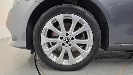 Mercedes-Benz E-Class W213 E220d 4MATIC 2018 5