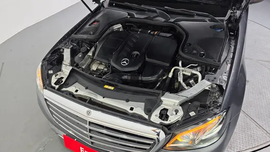 Mercedes-Benz E-Class W213 E220d 4MATIC 2018 6