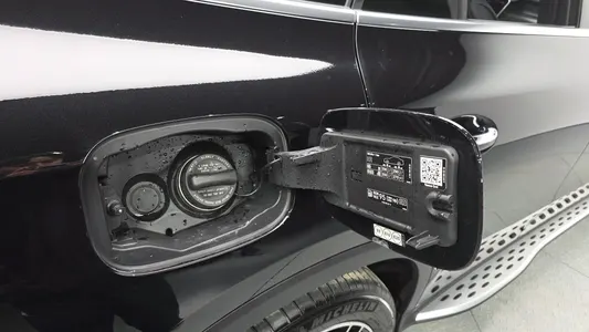 Mercedes-Benz GLC-Class X254 GLC300 4MATIC 2025 35