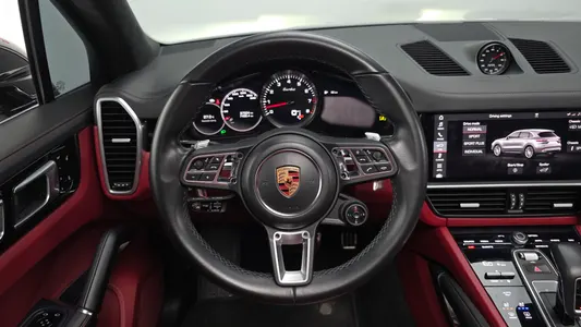 Porsche (PO536) 4.0 2018 14
