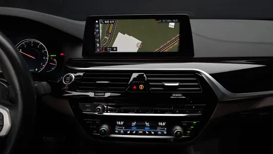 BMW 5 Series (G30) 530i xDrive M 2018 14