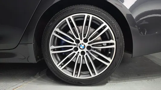 BMW 5 Series (G30) 530i xDrive M 2018 22