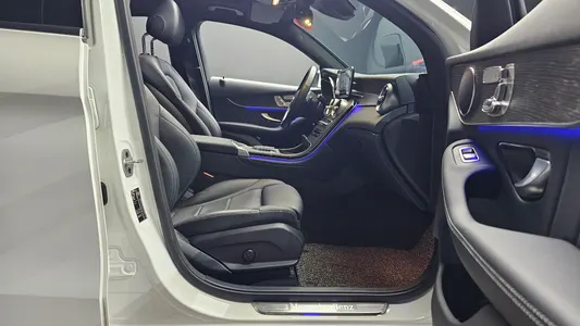 Mercedes-Benz GLC-Class X253 GLC300e 4MATIC 2021 26