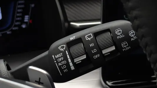 KG Mobility 토레스 1.5 2WD 2022 16
