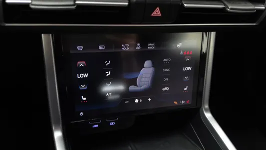 KG Mobility 토레스 1.5 2WD 2022 18