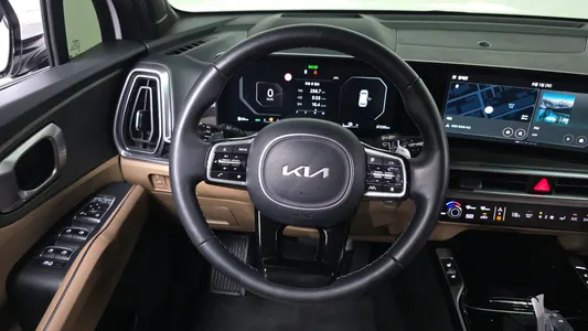 Kia 4 HEV 1.6 2WD 2025 13