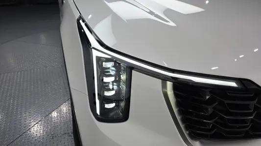 Kia 4 HEV 1.6 2WD 2025 22