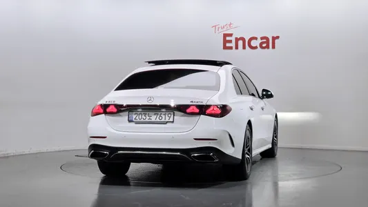 Mercedes-Benz E-Class W214 E300 4MATIC AMG Line 2024 4