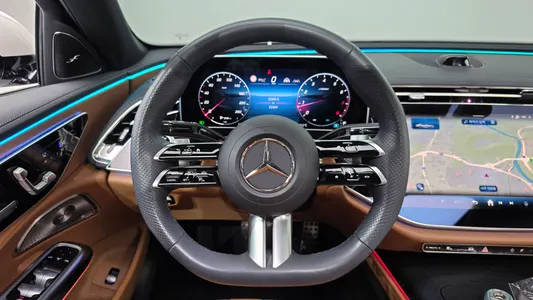 Mercedes-Benz E-Class W214 E300 4MATIC AMG Line 2024 12
