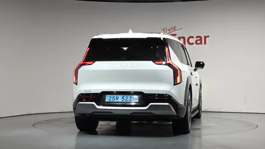 Kia EV9 4WD 2023 4