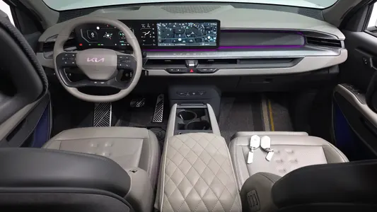 Kia EV9 4WD 2023 7