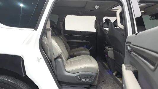 Kia EV9 4WD 2023 11